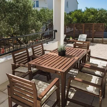 公寓 In With Terrace, Air Conditioning, Wifi, Dishwasher, Pool 4932-3