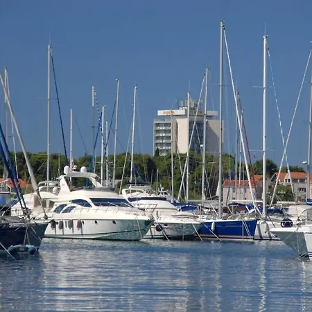 In With Terrace, Air Conditioning, Wifi, Dishwasher, Pool 4932-3 Vodice