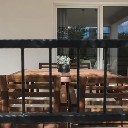 In With Terrace, Air Conditioning, Wifi, Dishwasher, Pool 4932-3 Apartment Vodice