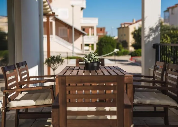 In With Terrace, Air Conditioning, Wifi, Dishwasher, Pool 4932-3 * Vodice