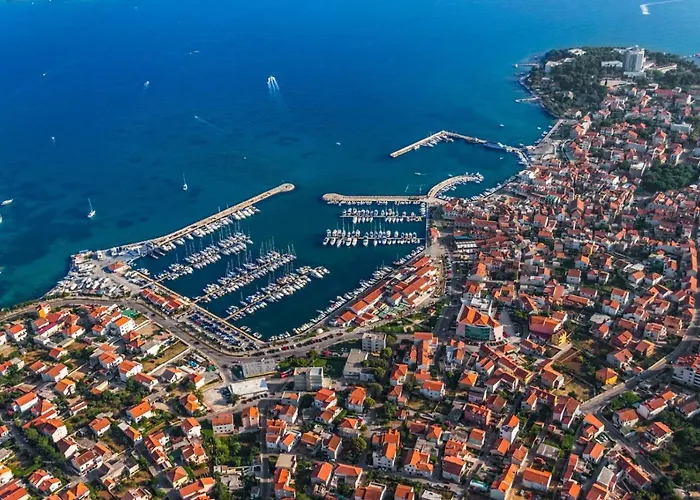 In With Terrace, Air Conditioning, Wifi, Dishwasher, Pool 4932-3 * Vodice